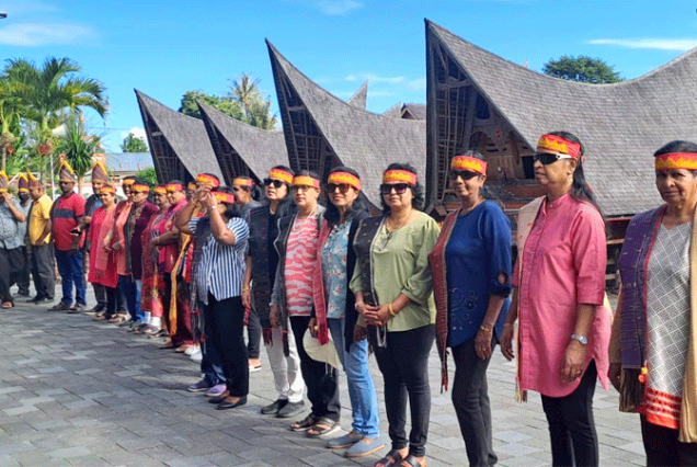 lake toba tour package